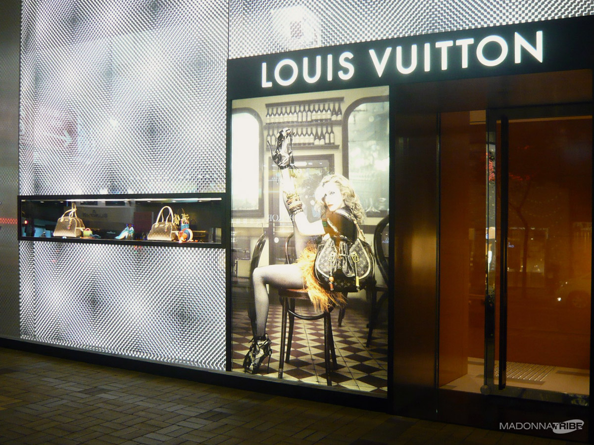 Madonna on the facade of the LV store in Hong Kong - MadonnaTribe Decade